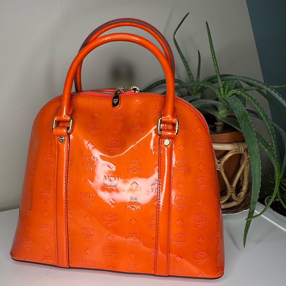 MCM Ivana Patent Leather Large Bowler Bag Orange Printed Logo Y2k Pristine - Picture 3 of 13